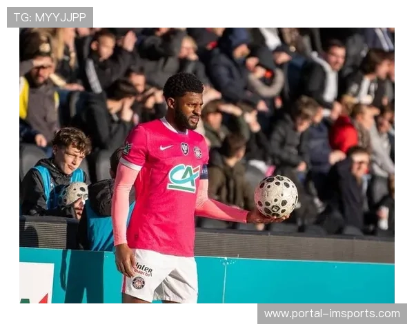 图卢兹前锋伊达尔戈对阵尼斯梅开二度，赛季已参与7球